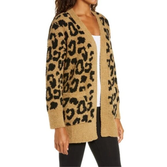 💕BAREFOOT DREAMS💕 CozyChic Leopard Cardigan (M) - Picture 4 of 16